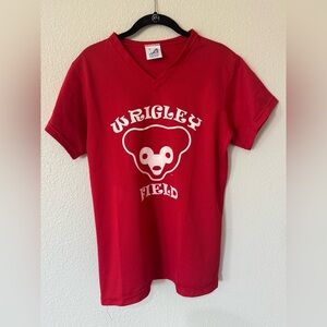 Vintage Style Wrigley Field Jersey T-Shirt Red V-Neck Unisex Medium Cubs Fan